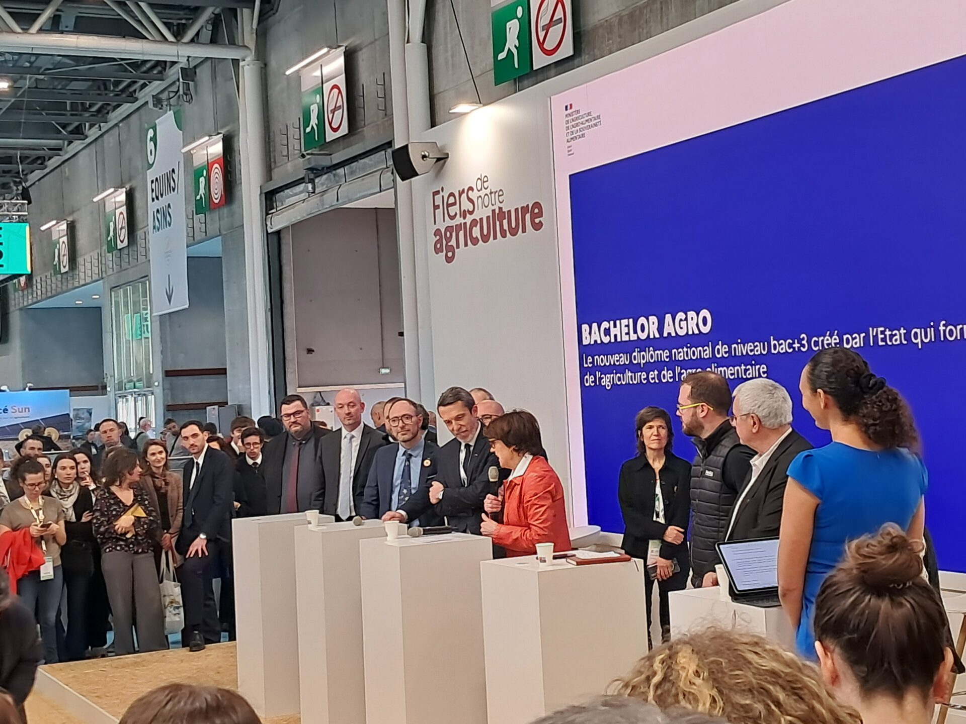 Annie Genevard, ministre de l’Agriculture, en visite au Salon international de l’Agriculture, le 26 février dernier. ©MB