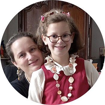 20ansEI_temoigner_priscille_et_heloise_resized_circle